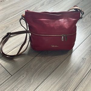 Valentina Leather shoulder Bag